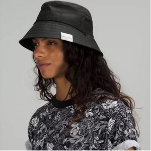 Lululemon Patch Logo Bucket Hat in Black Size M/L